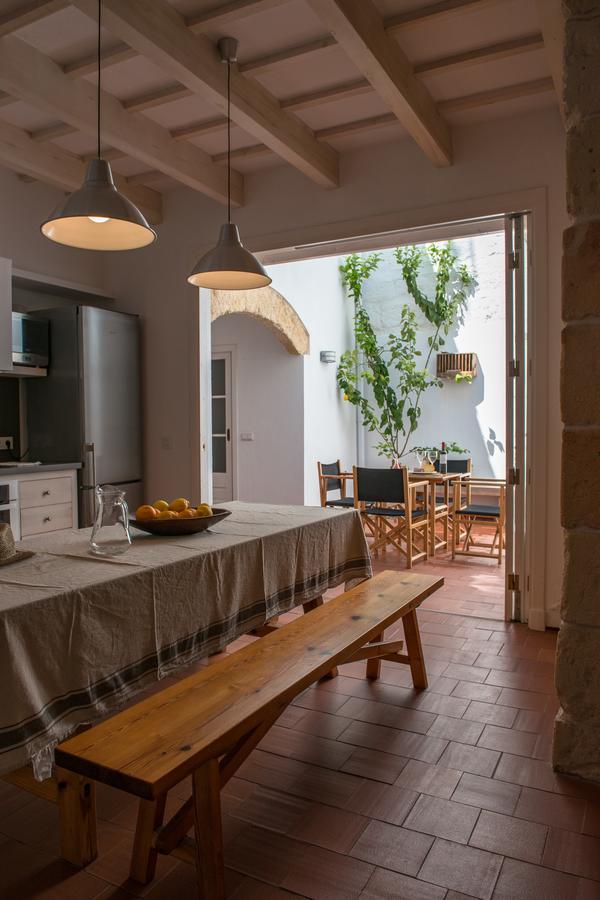Cal Bisbe Villa Ciutadella  Exterior photo